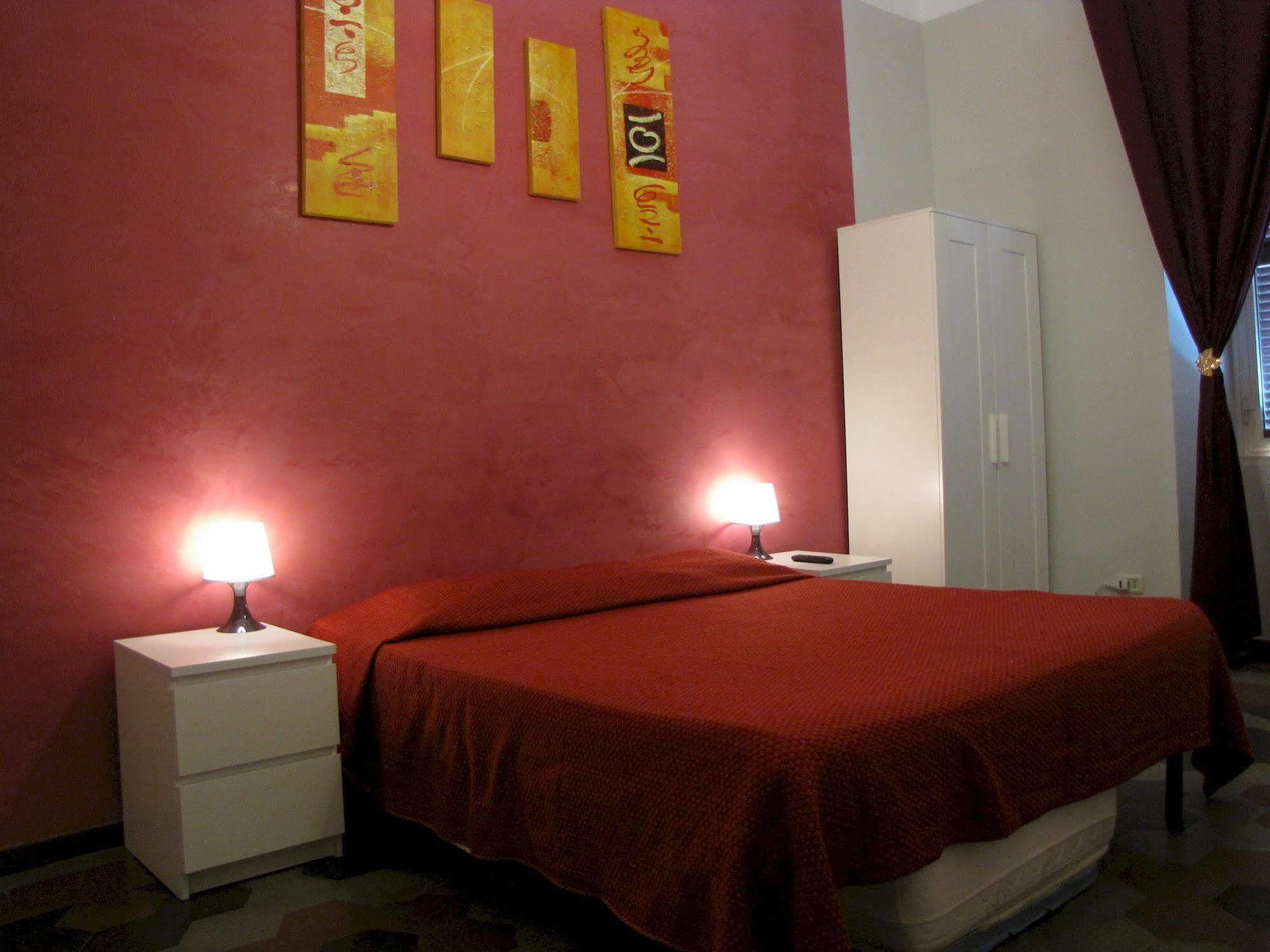 Bed and Breakfast Claudia House Roma Termini Экстерьер фото